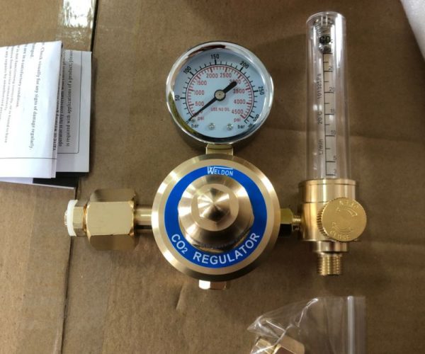 CO2 with Flowmeter